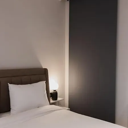 Id Residences 102 Apartment *