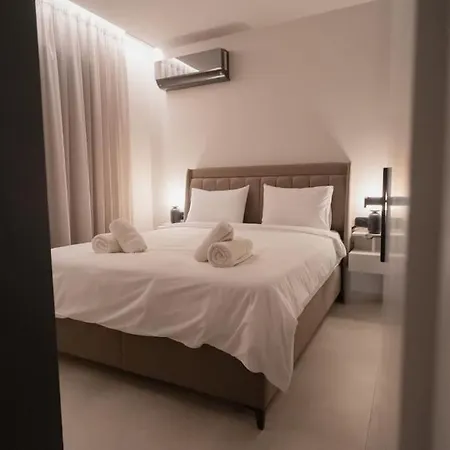 Apartment Id Residences 102