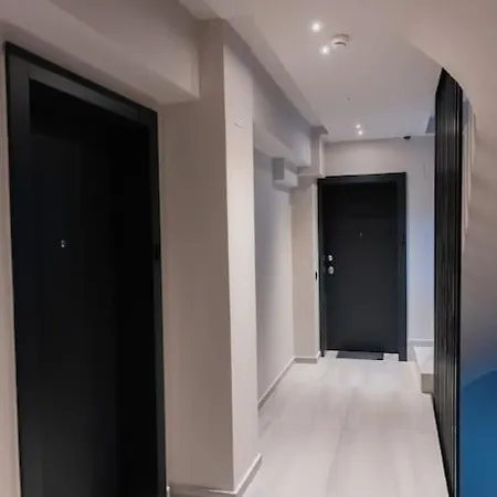 Id Residences 102