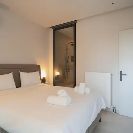 Id Residences 102